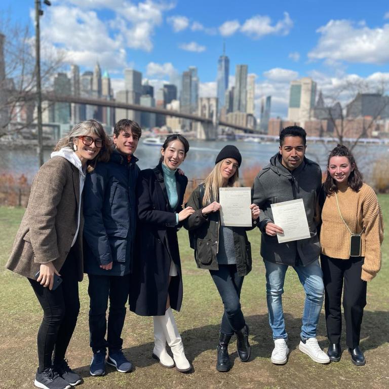 esl-english-usa-new-york-brooklyn-school-of-languages-hero.jpg