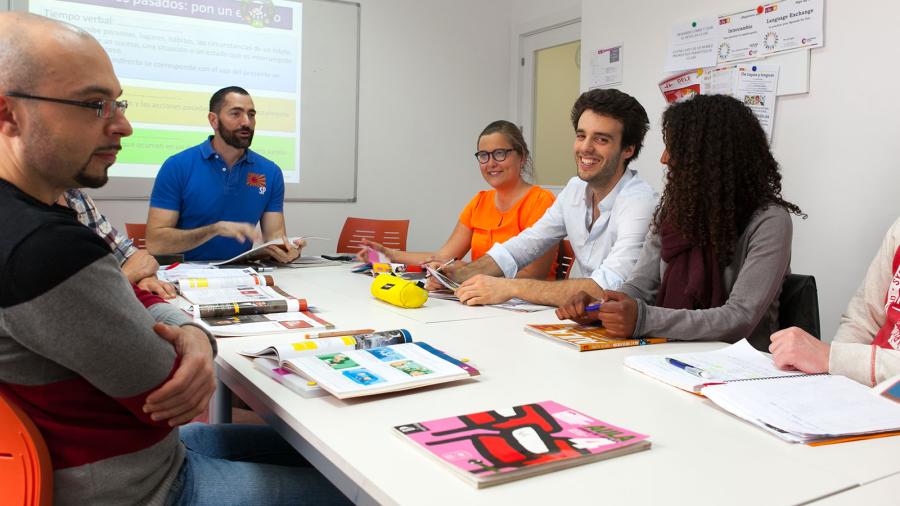 ESL Languages CLIC Sevilla gallery 3
